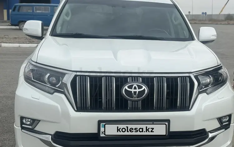 Toyota Land Cruiser Prado 2019 года за 25 258 000 тг. в Актобе