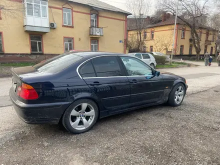 BMW 328 1999 года за 3 200 000 тг. в Талдыкорган – фото 2