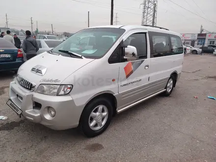 Hyundai Starex 2002 года за 4 000 000 тг. в Шымкент