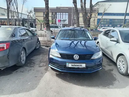 Volkswagen Jetta 2015 года за 6 789 772 тг. в Астана – фото 2