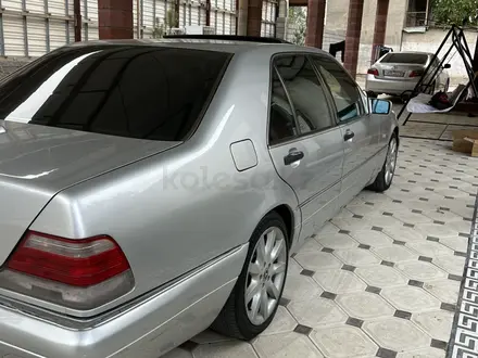 Mercedes-Benz S 320 1996 года за 4 500 000 тг. в Шымкент – фото 3