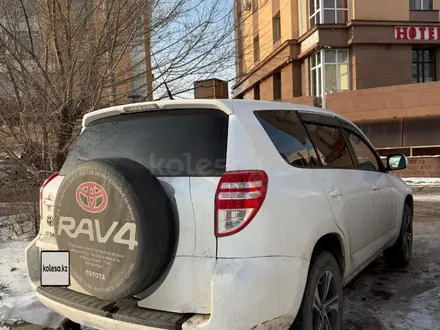 Toyota RAV4 2010 года за 7 500 000 тг. в Астана – фото 3