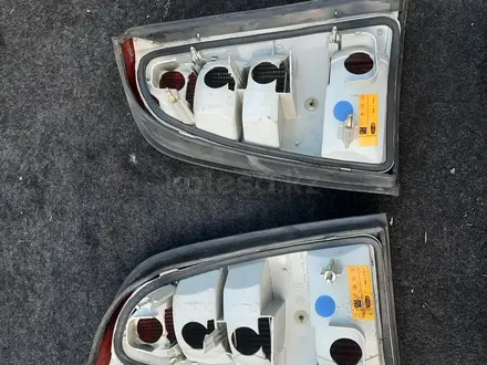 Задние фонари, правый левый фонарь универсал Opel Vecra B за 22 000 тг. в Семей – фото 4