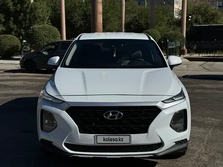 Hyundai Santa Fe 2019 года за 9 000 000 тг. в Актобе – фото 2