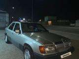 Mercedes-Benz E 200 1989 годаүшін650 000 тг. в Астана – фото 2