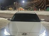 Hyundai Elantra 2022 года за 9 900 000 тг. в Астана – фото 2