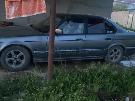 BMW 520 1993 года за 1 300 000 тг. в Алматы – фото 3