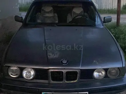 BMW 520 1993 года за 1 300 000 тг. в Алматы