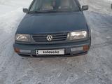 Volkswagen Vento 1994 годаүшін750 000 тг. в Атбасар – фото 2