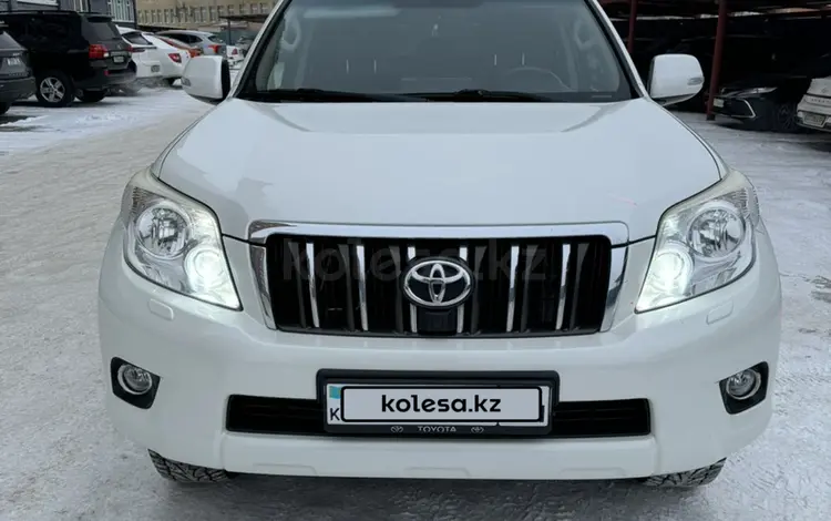 Toyota Land Cruiser Prado 2013 года за 15 900 000 тг. в Актобе