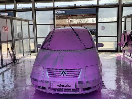 Volkswagen Sharan 2001 года за 2 600 000 тг. в Павлодар