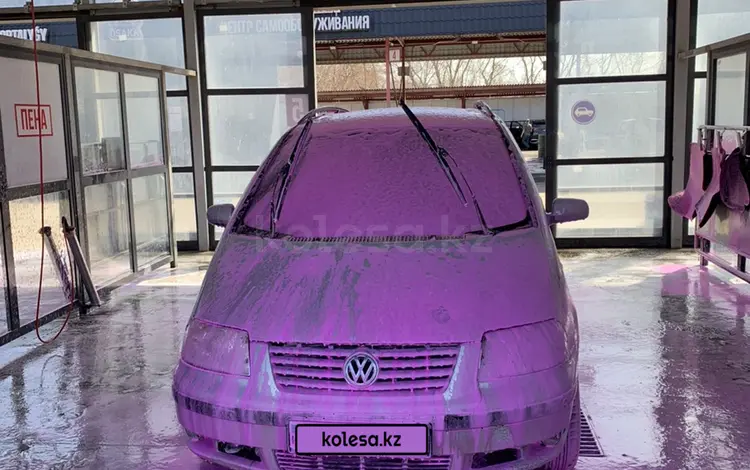 Volkswagen Sharan 2001 года за 2 600 000 тг. в Павлодар