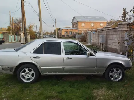 Mercedes-Benz E 280 1994 года за 3 000 000 тг. в Тараз – фото 2