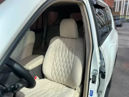 Toyota Land Cruiser Prado 2021 года за 33 000 000 тг. в Астана – фото 15