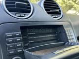 Mercedes-Benz ML 350 2007 годаүшін7 490 000 тг. в Астана – фото 2