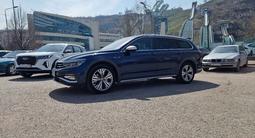 Volkswagen Passat 2022 года за 18 500 000 тг. в Алматы – фото 4