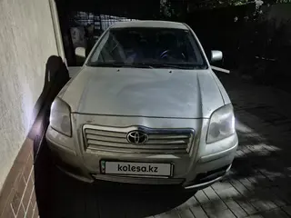 Toyota Avensis, 2003