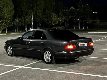 Mercedes-Benz E 240 2001 года за 6 000 000 тг. в Кызылорда – фото 8