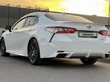Toyota Camry 2021 года за 12 000 000 тг. в Алматы – фото 4
