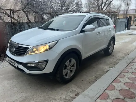 Kia Sportage 2013 года за 8 600 000 тг. в Актобе – фото 2