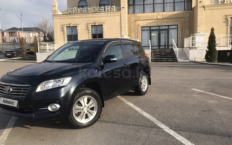 Toyota RAV4 2011 годаfor5 000 000 тг. в Алматы