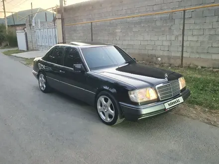 Mercedes-Benz E 320 1994 года за 4 600 000 тг. в Шымкент – фото 22