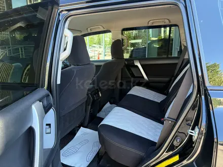 Toyota Land Cruiser Prado Comfort 2017 года за 17 550 000 тг. в Астана – фото 11