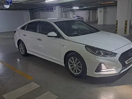 Hyundai Sonata 2018 года за 8 400 000 тг. в Алматы – фото 4