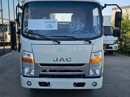 JAC  Бортовой — грузовой на базе автомобиля JAC N 56 (Категория B, г/п 3, 2 т.) 2023 года за 15 000 000 тг. в Атырау – фото 11