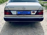 Mercedes-Benz E 220 1992 года за 2 500 000 тг. в Шымкент – фото 4