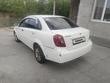 Chevrolet Lacetti 2004 годаүшін2 100 000 тг. в Шымкент – фото 4