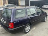 Volkswagen Golf 1995 года за 2 400 000 тг. в Шымкент