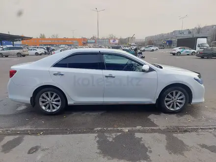 Toyota Camry 2013 года за 9 800 000 тг. в Алматы – фото 7