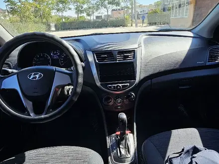 Hyundai Accent 2015 года за 5 200 000 тг. в Актау – фото 7