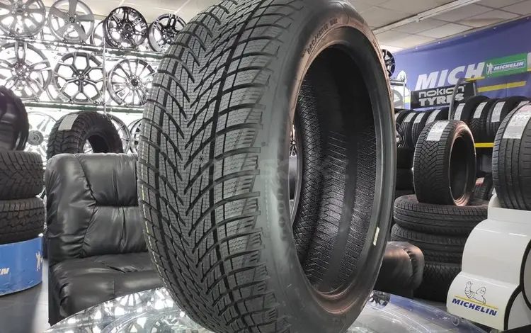275/35 R20 Goodyear UltraGrip Performance 3 102 W за 165 000 тг. в Алматы