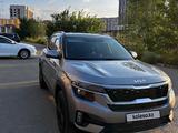 Kia Seltos 2022 года за 11 500 000 тг. в Актобе – фото 2