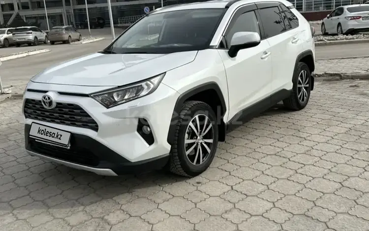 Toyota RAV4 2021 годаүшін16 000 000 тг. в Атырау