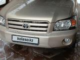 Toyota Highlander 2004 года за 6 850 000 тг. в Алматы – фото 2