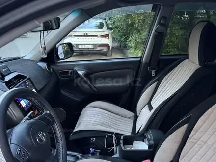 Toyota RAV4 2000 года за 4 450 000 тг. в Алматы – фото 4