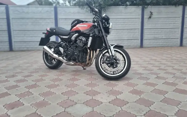 Kawasaki  Z 900RS 2018 годаүшін5 000 000 тг. в Астана