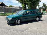 Volkswagen Passat 1994 годаүшін2 300 000 тг. в Шымкент – фото 2