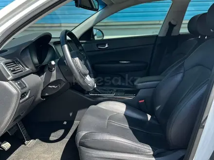 Kia K5 2015 года за 8 800 000 тг. в Алматы – фото 13