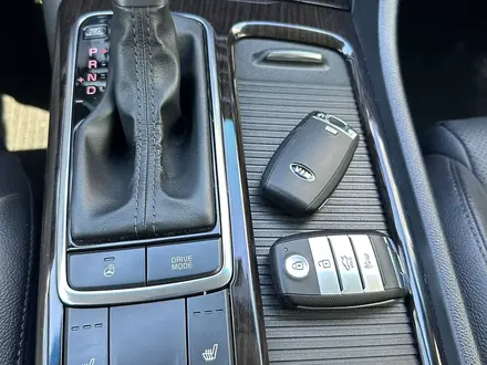 Kia K5 2015 года за 8 800 000 тг. в Алматы – фото 15
