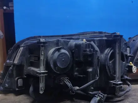 Фара Volvo XC90 за 35 000 тг. в Астана – фото 2