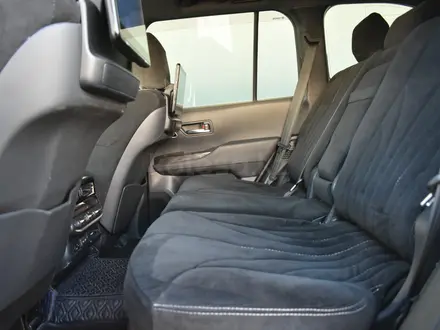 Toyota Land Cruiser 2022 года за 44 499 990 тг. в Атырау – фото 16