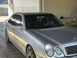Mercedes-Benz E 280 1999 годаүшін2 800 000 тг. в Талдыкорган – фото 2