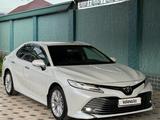 Toyota Camry 2018 годаүшін13 800 000 тг. в Алматы – фото 2