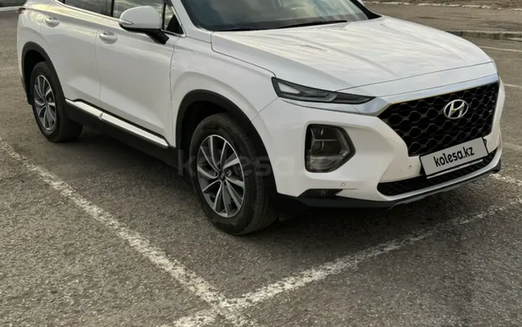 Hyundai Santa Fe 2019 года за 14 000 000 тг. в Актобе