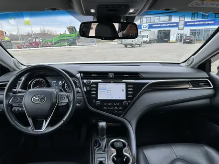 Toyota Camry 2019 года за 16 800 000 тг. в Уральск – фото 11