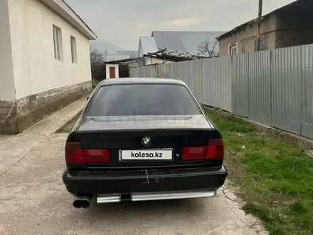 BMW 523 1995 года за 1 500 000 тг. в Алматы – фото 2